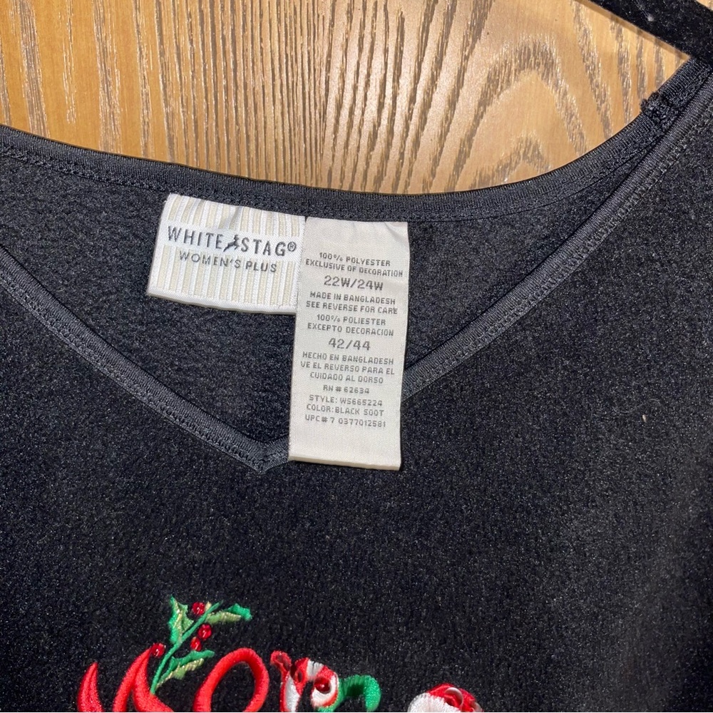 Merry Christmas sweater - Picture 2 of 2